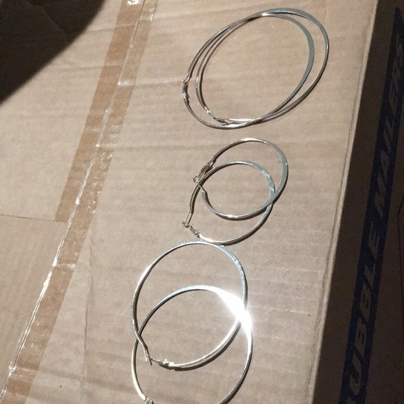 Sold out**Hoop earring silver color set of 3 - Picture 2 of 2
